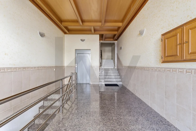 Apartamento T2 para Venda em Malveira e São Miguel de Alcainça Foto 37