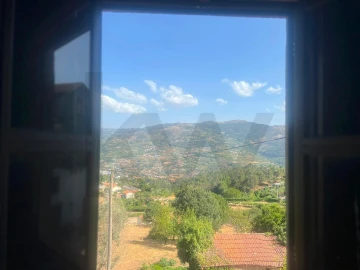 Quinta T3 para Venda em Santa Cruz do Douro e São Tomé de Covelas