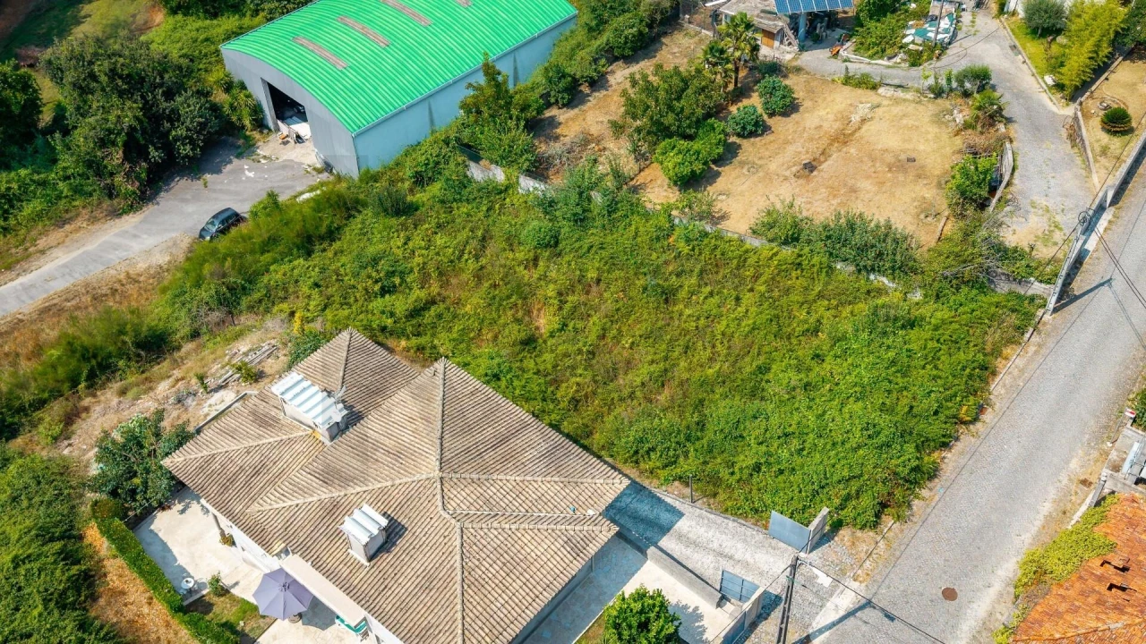 Terreno para Venda em Arentim e Cunha Foto 5