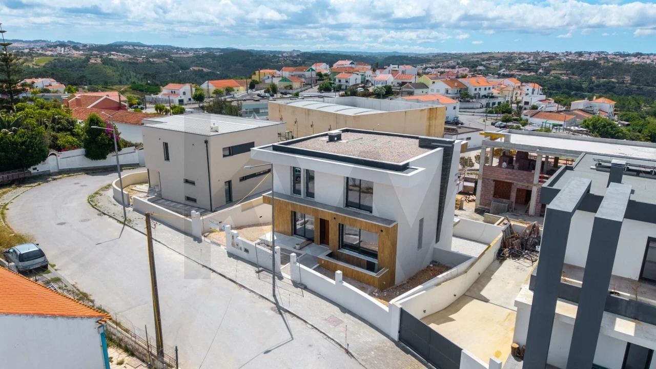 Moradia T4 para Venda em Ericeira Foto 58