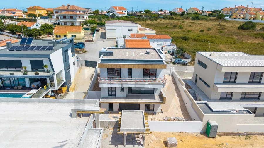 Moradia T4 para Venda em Ericeira Foto 60