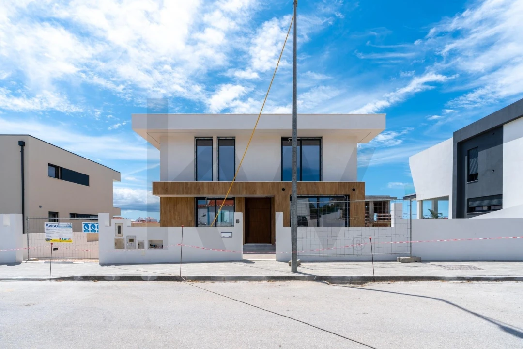 Moradia T4 para Venda em Ericeira Foto 55