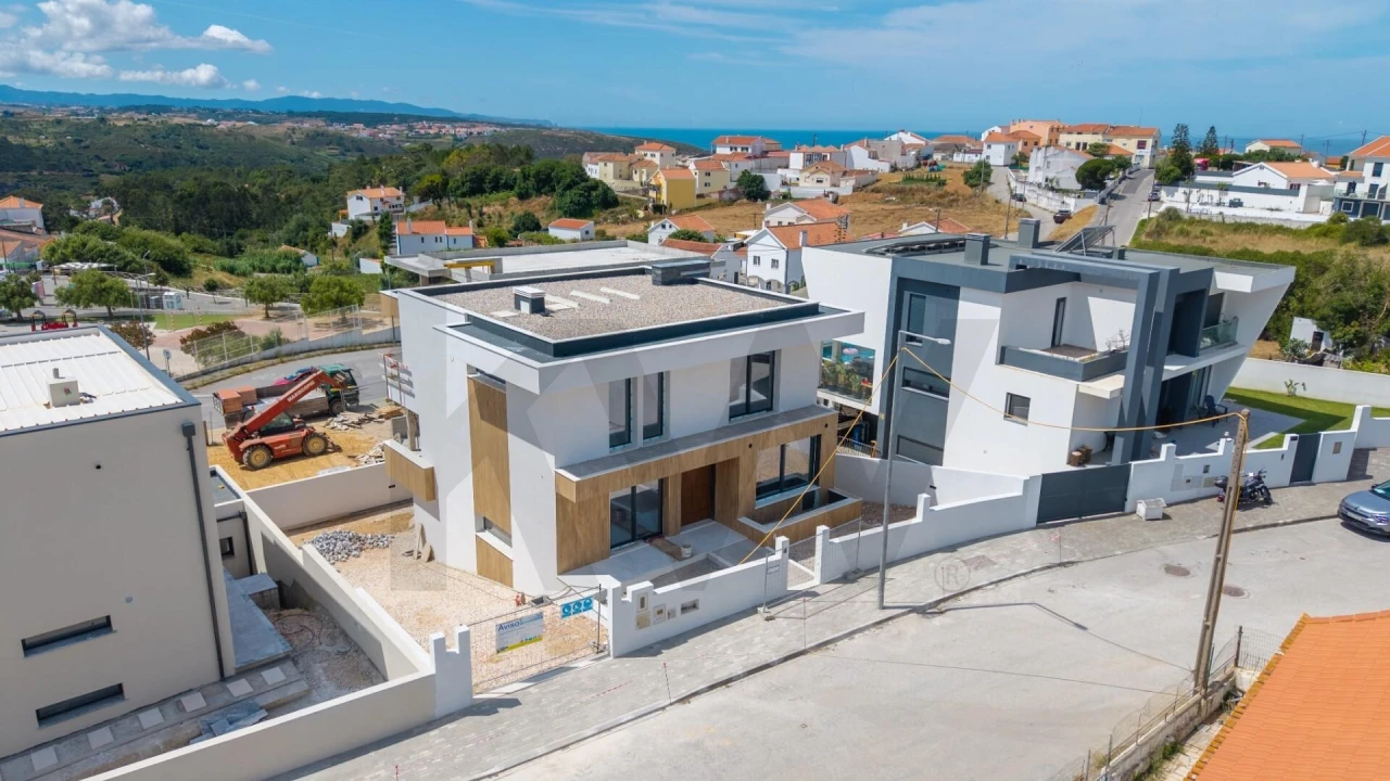Moradia T4 para Venda em Ericeira Foto 57