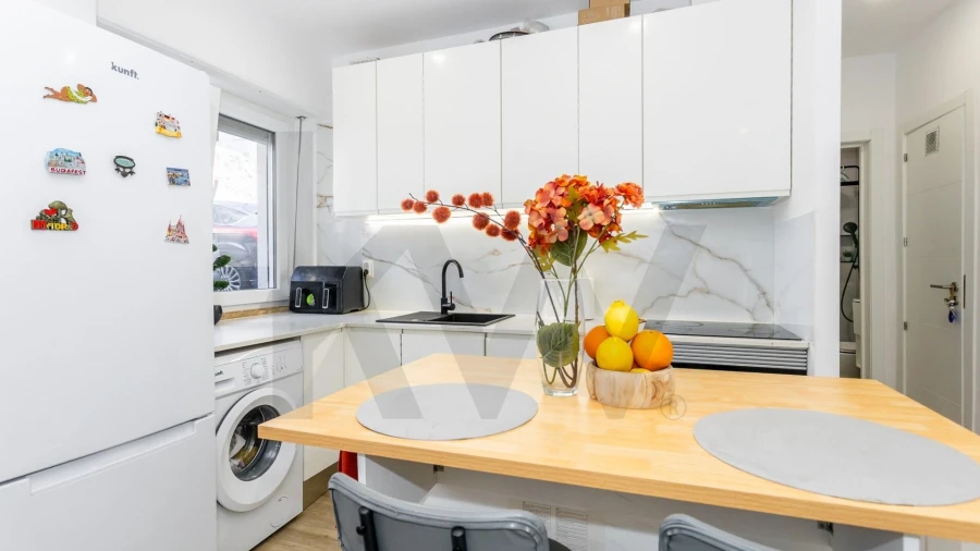Apartamento T1 para Venda em Ajuda