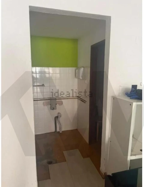 Loja para Venda em Loures
