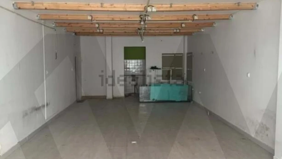Loja para Venda em Loures