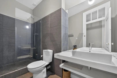 Apartamento T2 para Arrendamento em São Vicente