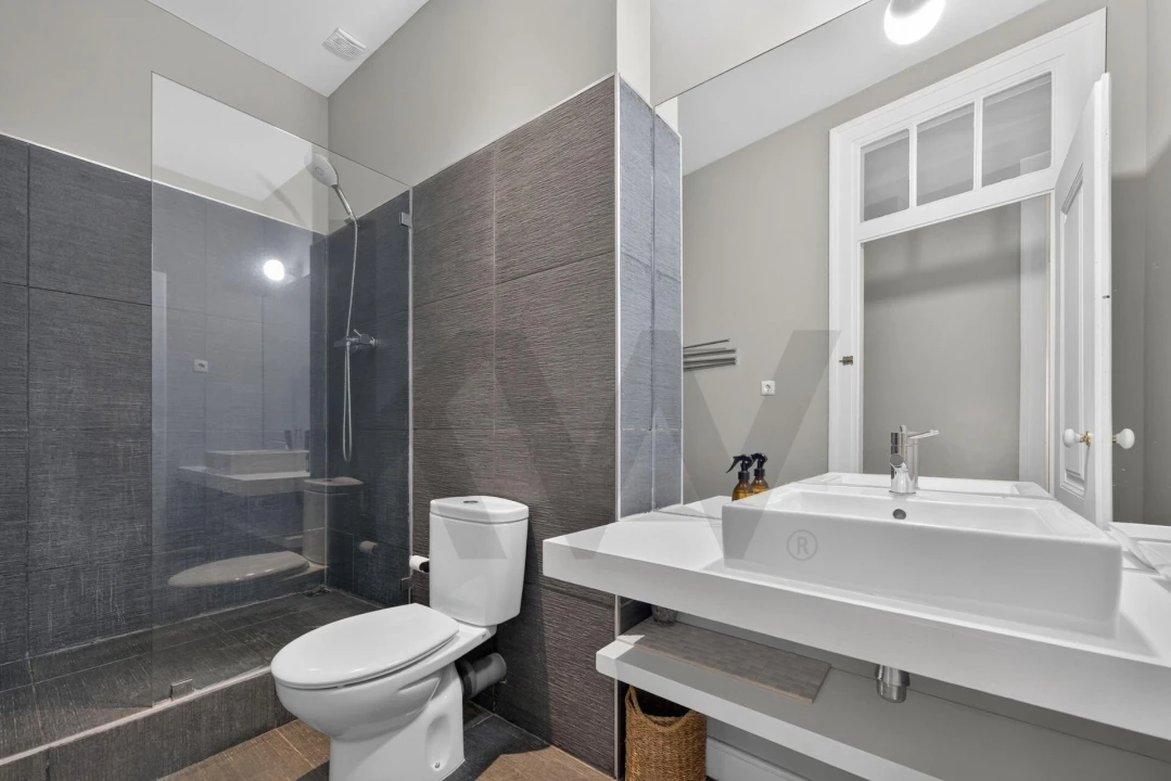 Apartamento T2 para Arrendamento em São Vicente Foto 9