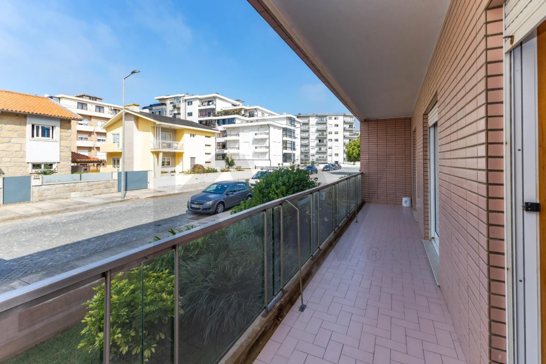 Apartamento T2 para Arrendamento em Vila do Conde Foto 11