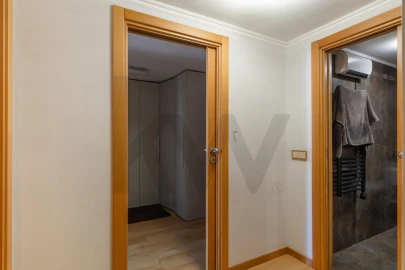 Apartamento T2 para Venda em Massamá e Monte Abraão