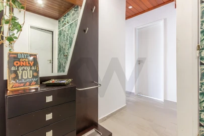 Apartamento T2 para Venda em Corroios