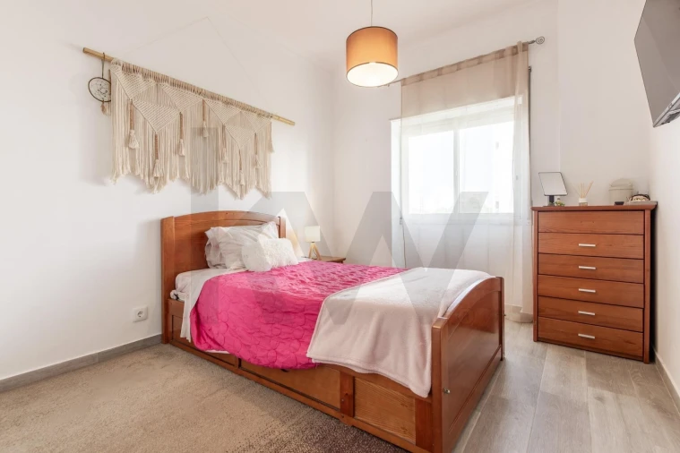 Apartamento T2 para Venda em Corroios Foto 14