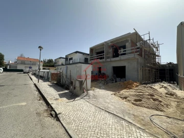 Moradia T4 para Venda em Ventosa
