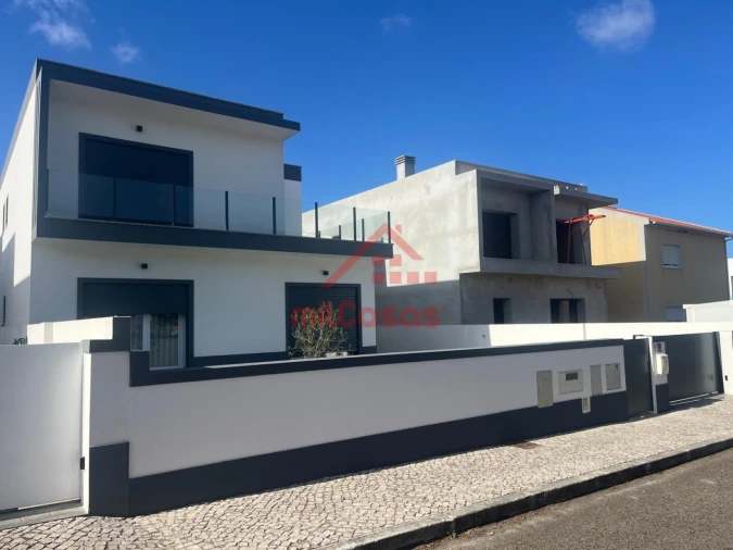 Moradia T4 para Venda em Ventosa Foto 22