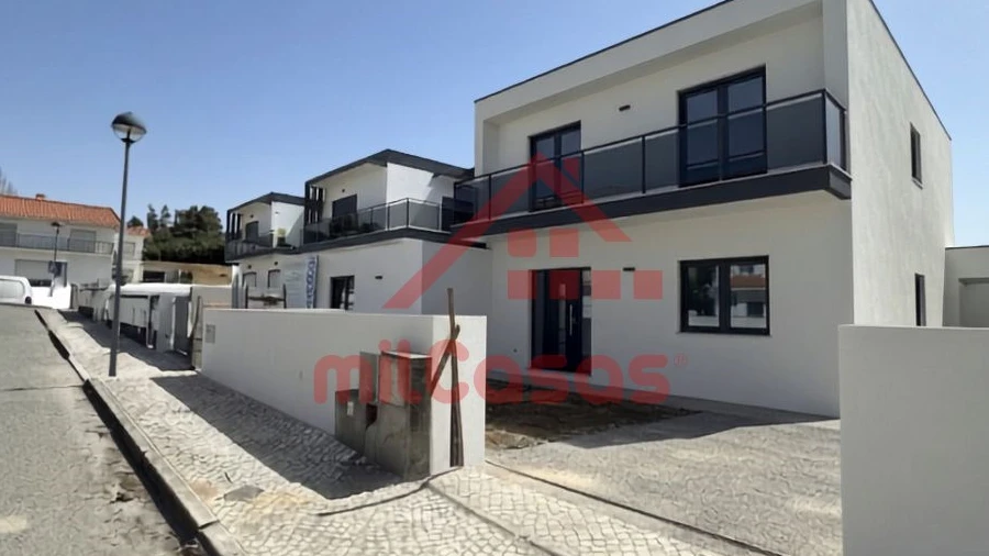 Moradia T4 para Venda em Ventosa