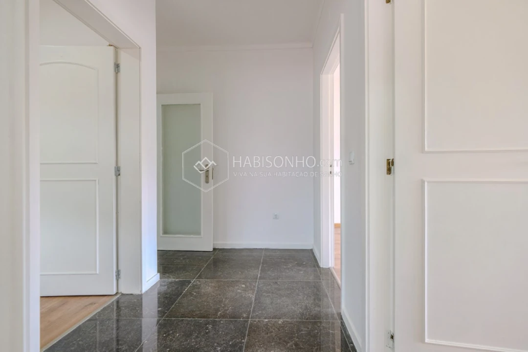 Apartamento T3 para Venda em Fânzeres e São Pedro da Cova Foto 12