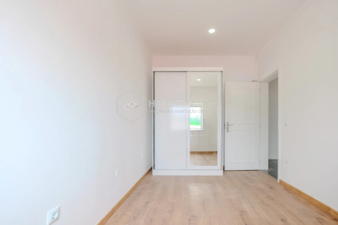 Apartamento T3 para Venda em Fânzeres e São Pedro da Cova Foto 20