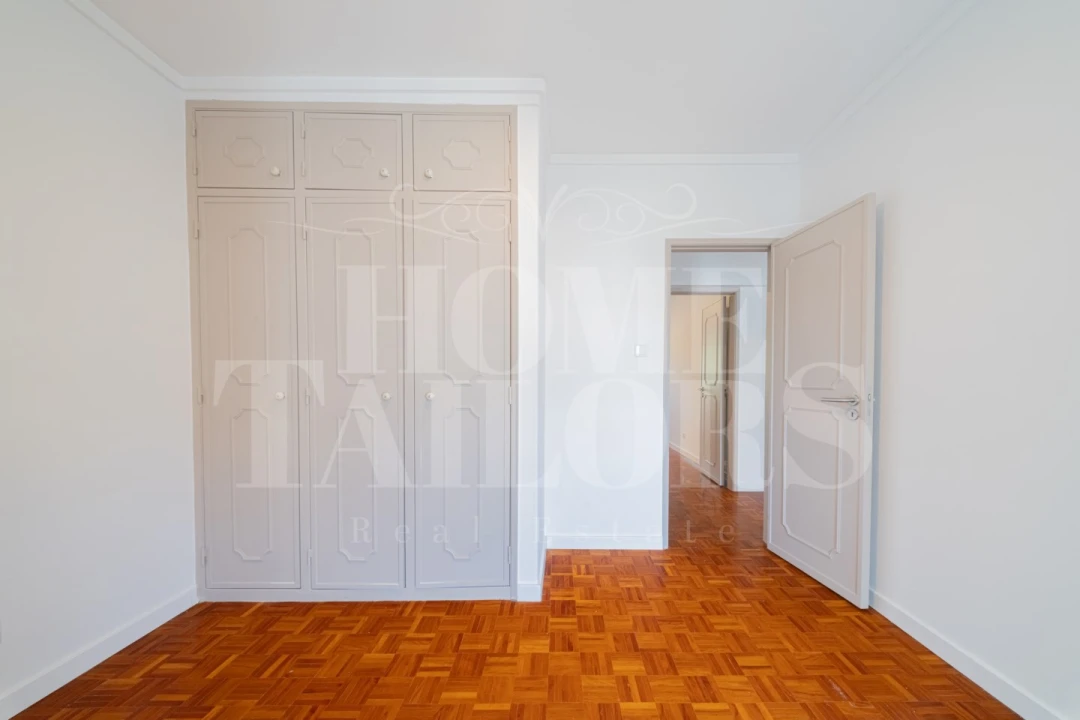 Apartamento T4 para Venda em São Domingos de Rana Foto 14