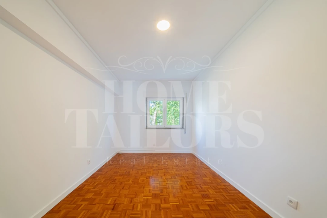 Apartamento T4 para Venda em São Domingos de Rana Foto 16