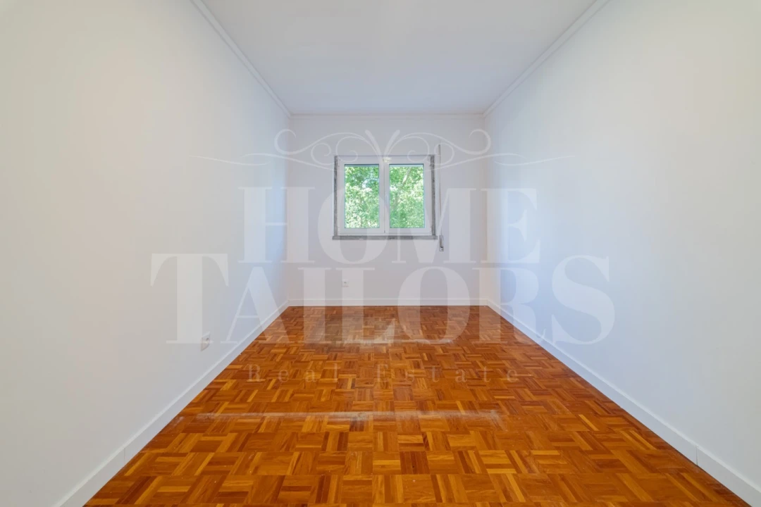 Apartamento T4 para Venda em São Domingos de Rana Foto 17
