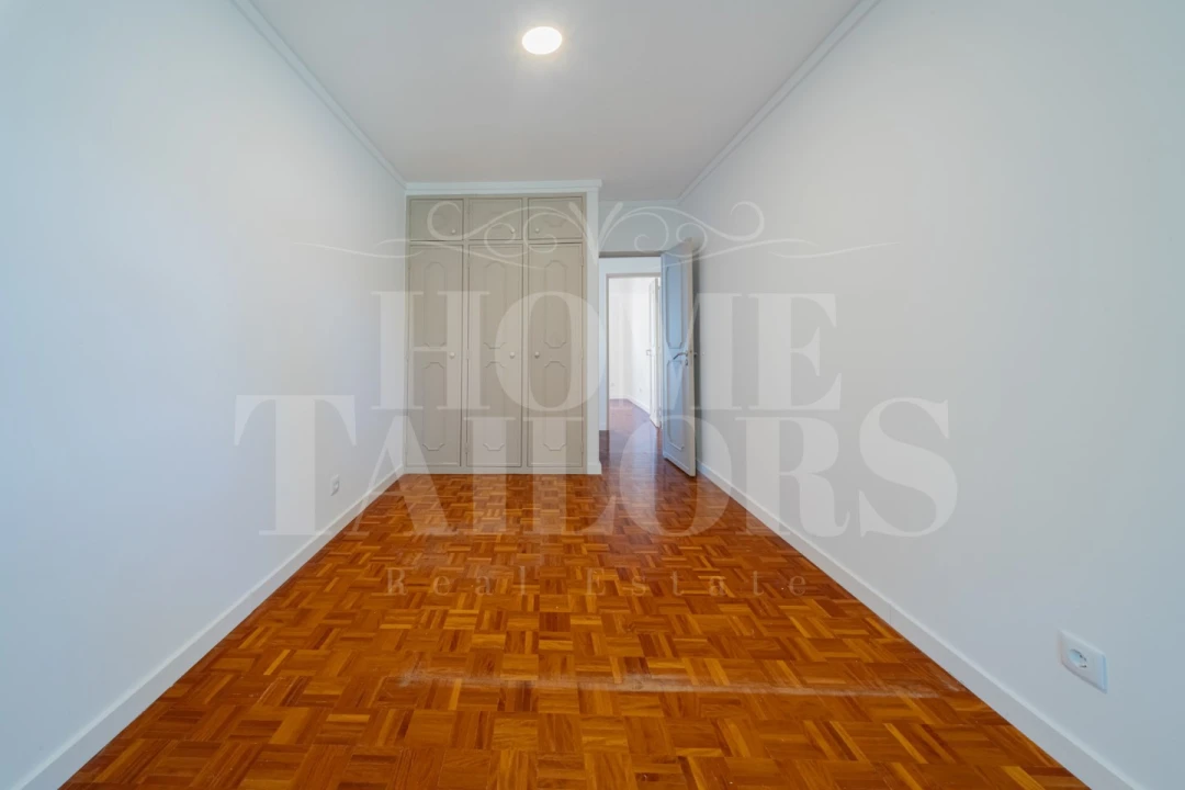 Apartamento T4 para Venda em São Domingos de Rana Foto 19