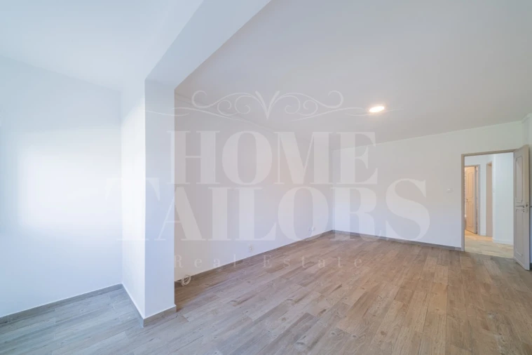 Apartamento T4 para Venda em São Domingos de Rana Foto 7