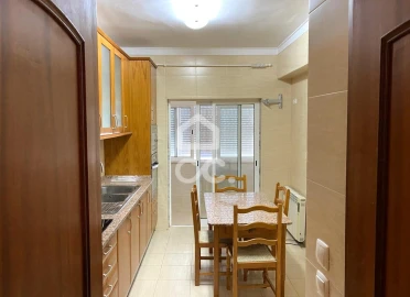 Apartamento T3 para Arrendamento em Amora