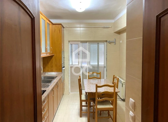 Apartamento T3 para Arrendamento em Amora Foto 5