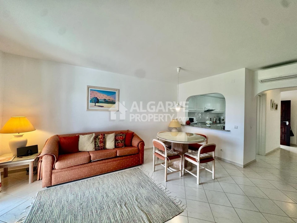 Apartamento T2 para Venda em Albufeira e Olhos de Água Foto 10