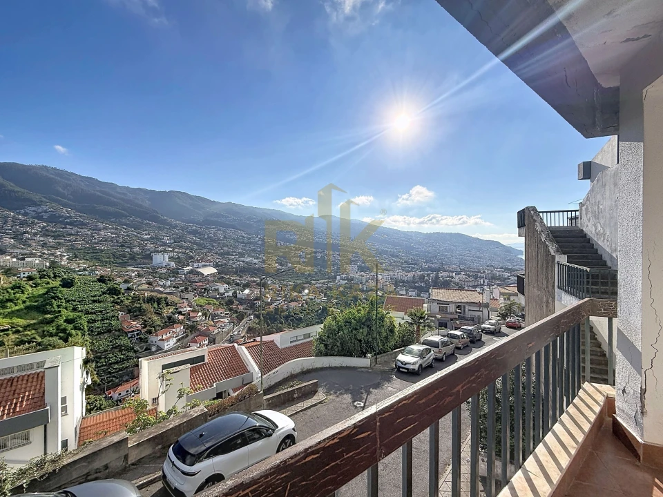 Apartamento T3 para Venda em Santo Antonio Foto 3
