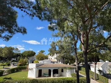 Moradia T3 para Venda em Albufeira e Olhos de Água