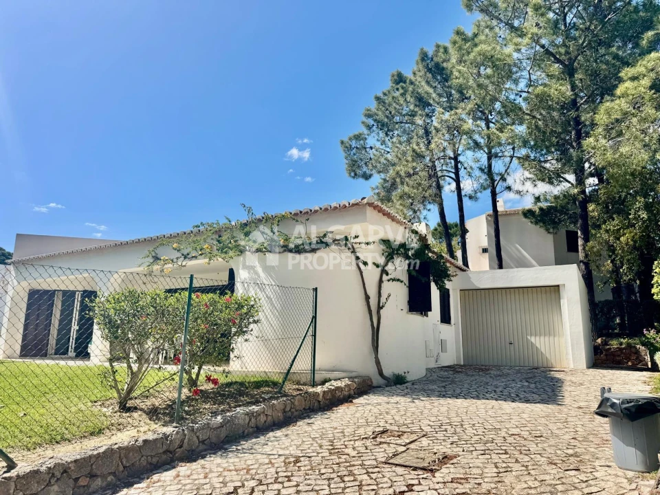 Moradia T3 para Venda em Albufeira e Olhos de Água Foto 38