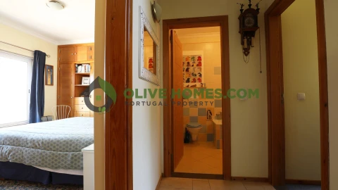 Moradia T4 para Venda em Santa Catarina da Fonte do Bispo