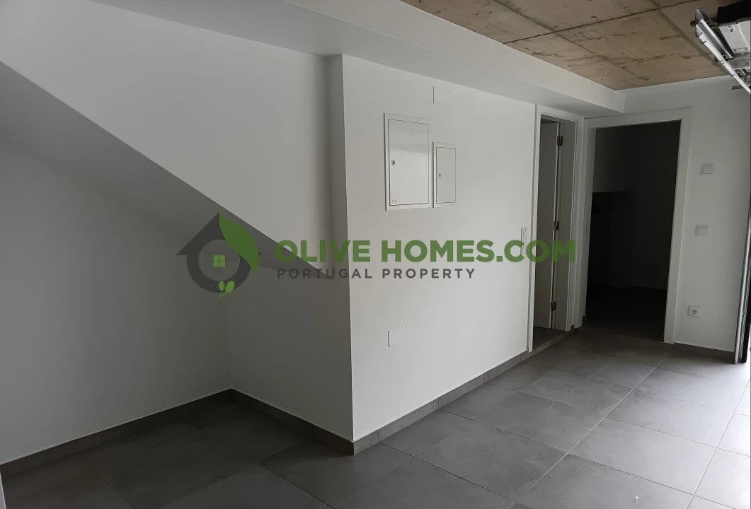 Moradia T3 para Venda em Montenegro Foto 26