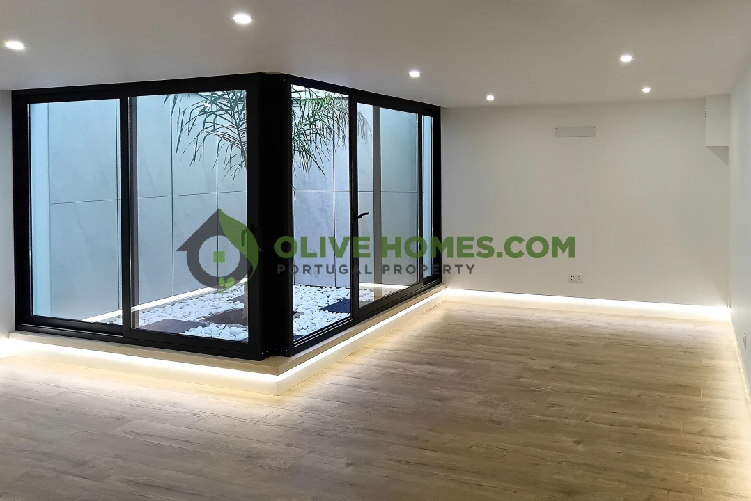 Moradia T3 para Venda em Montenegro Foto 34