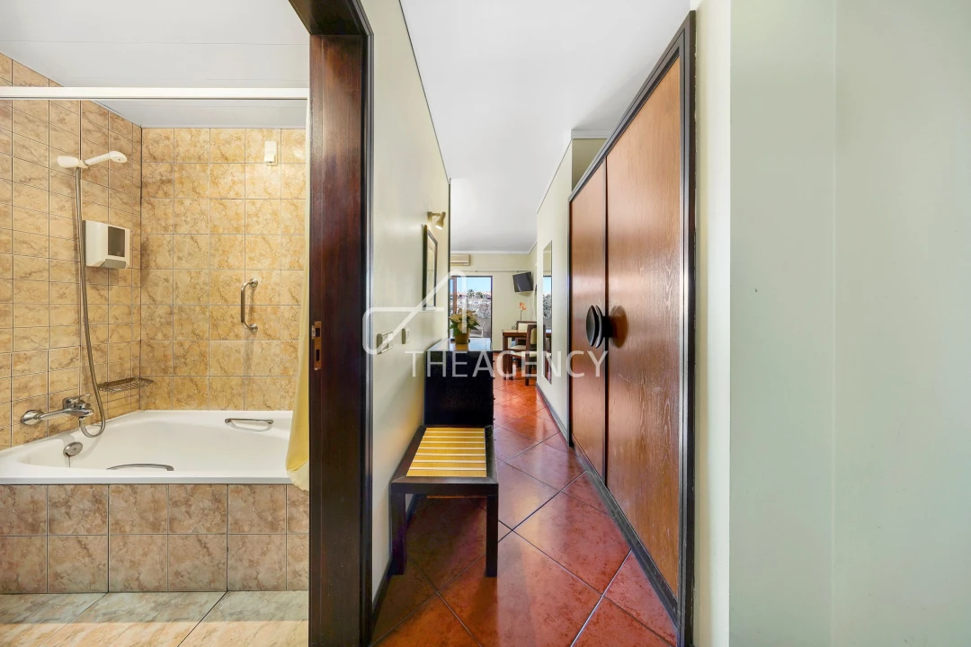 Apartamento para Venda em Albufeira e Olhos de Água Foto 7