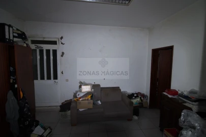 Moradia T3 para Venda em Lagoa e Carvoeiro