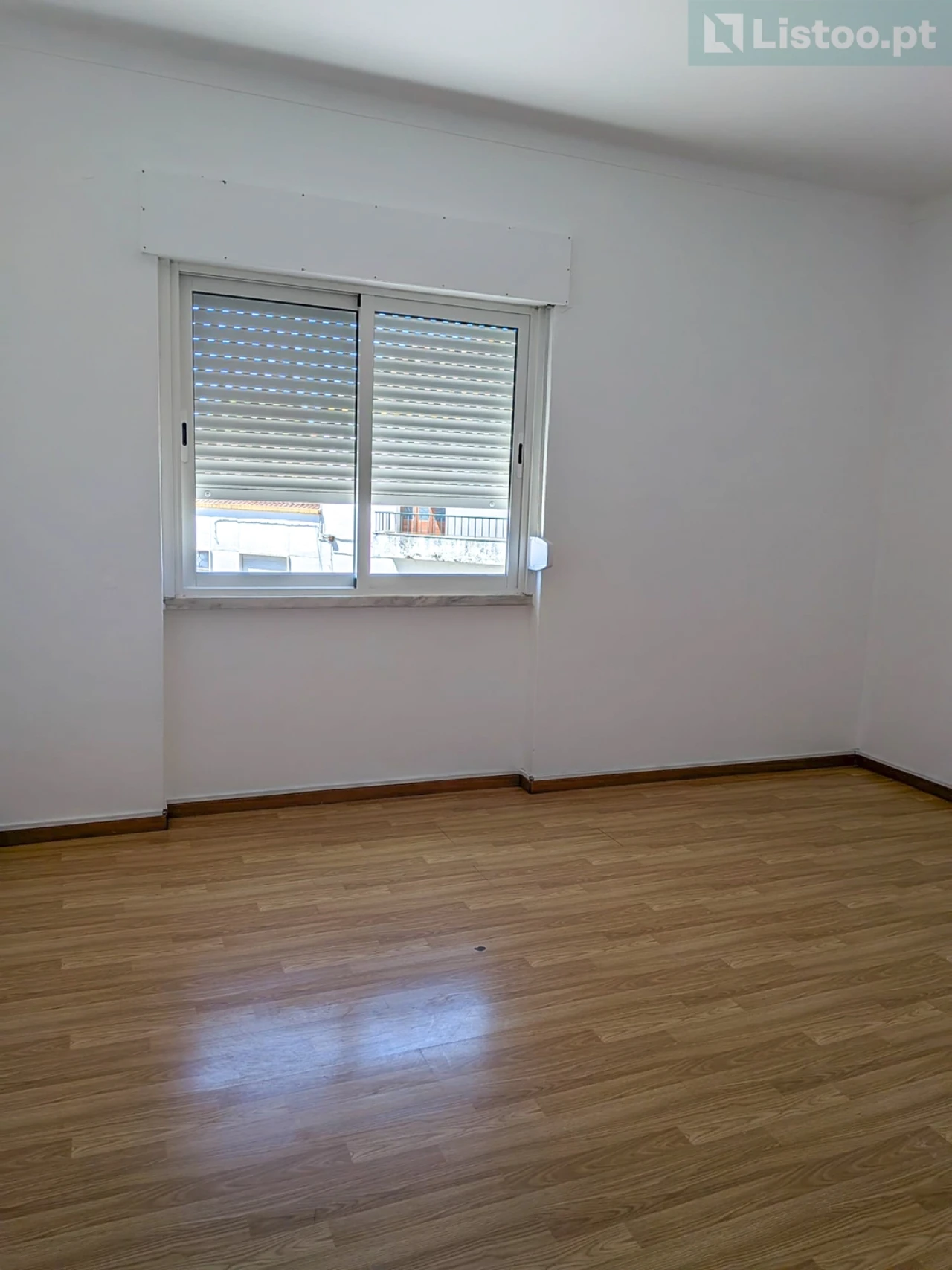 Apartamento T2 para Venda em Algés, Linda-A-Velha e Cruz Quebrada-Dafundo Foto 12