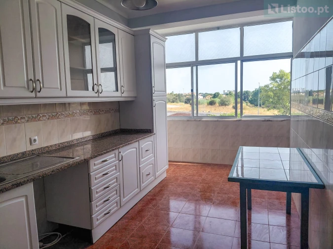 Apartamento T2 para Venda em Algés, Linda-A-Velha e Cruz Quebrada-Dafundo Foto 16