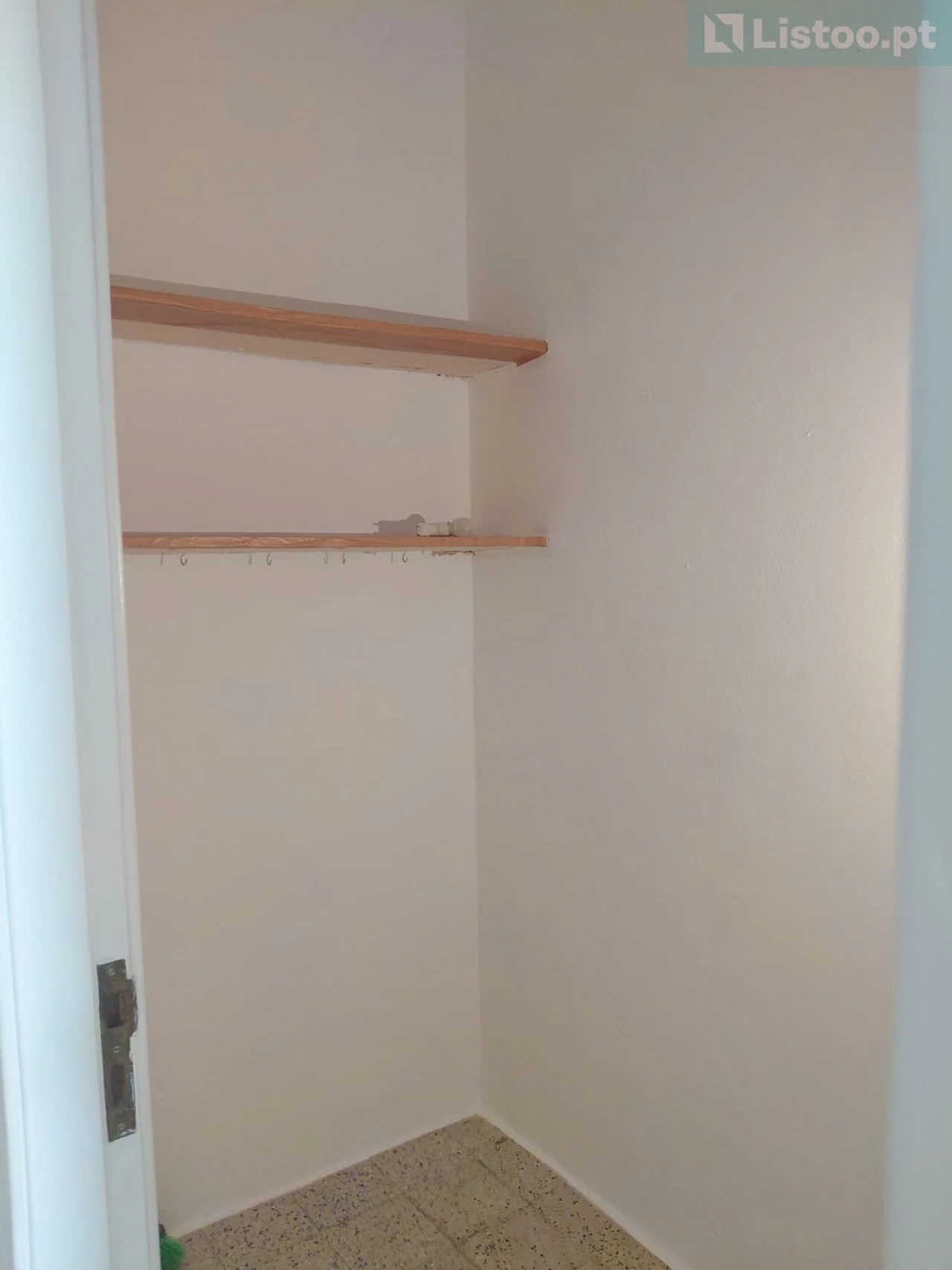 Apartamento T2 para Venda em Algés, Linda-A-Velha e Cruz Quebrada-Dafundo Foto 17