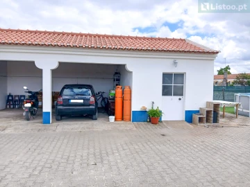 Moradia T3 para Venda em Coruche, Fajarda e Erra