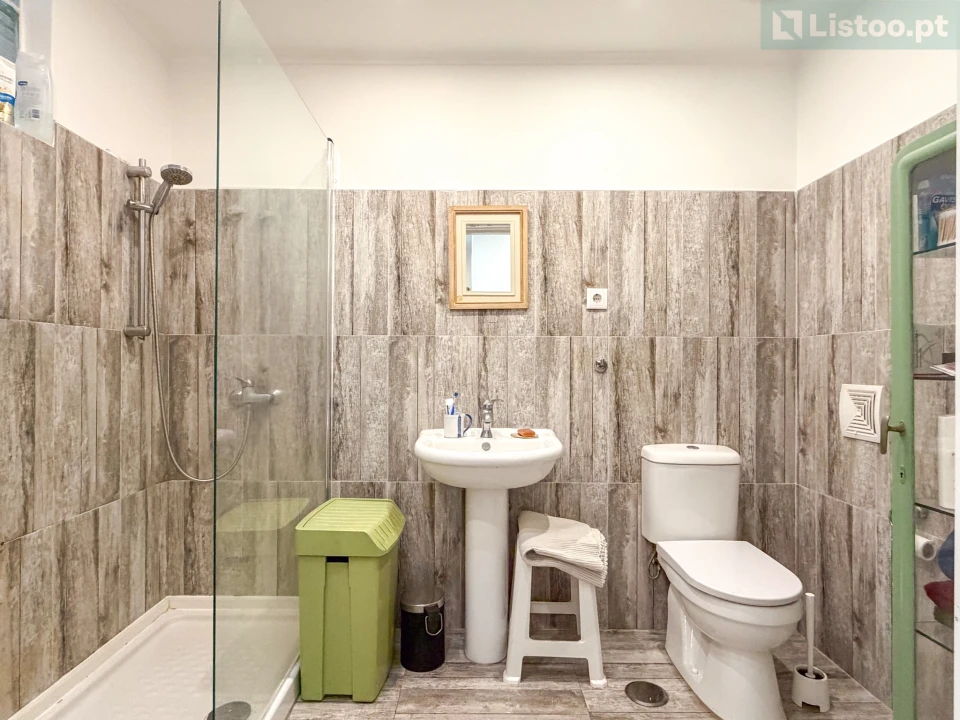 Apartamento T4 para Venda em Almada, Cova da Piedade, Pragal e Cacilhas Foto 22