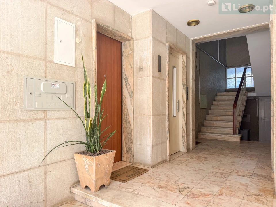 Apartamento T4 para Venda em Almada, Cova da Piedade, Pragal e Cacilhas Foto 29