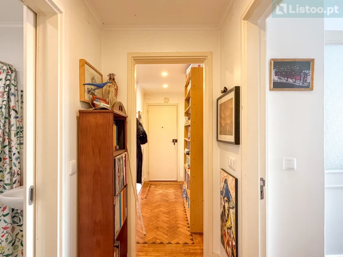 Apartamento T4 para Venda em Almada, Cova da Piedade, Pragal e Cacilhas Foto 28