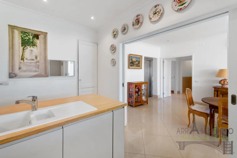 Apartamento T3 para Venda em Quarteira Foto 20