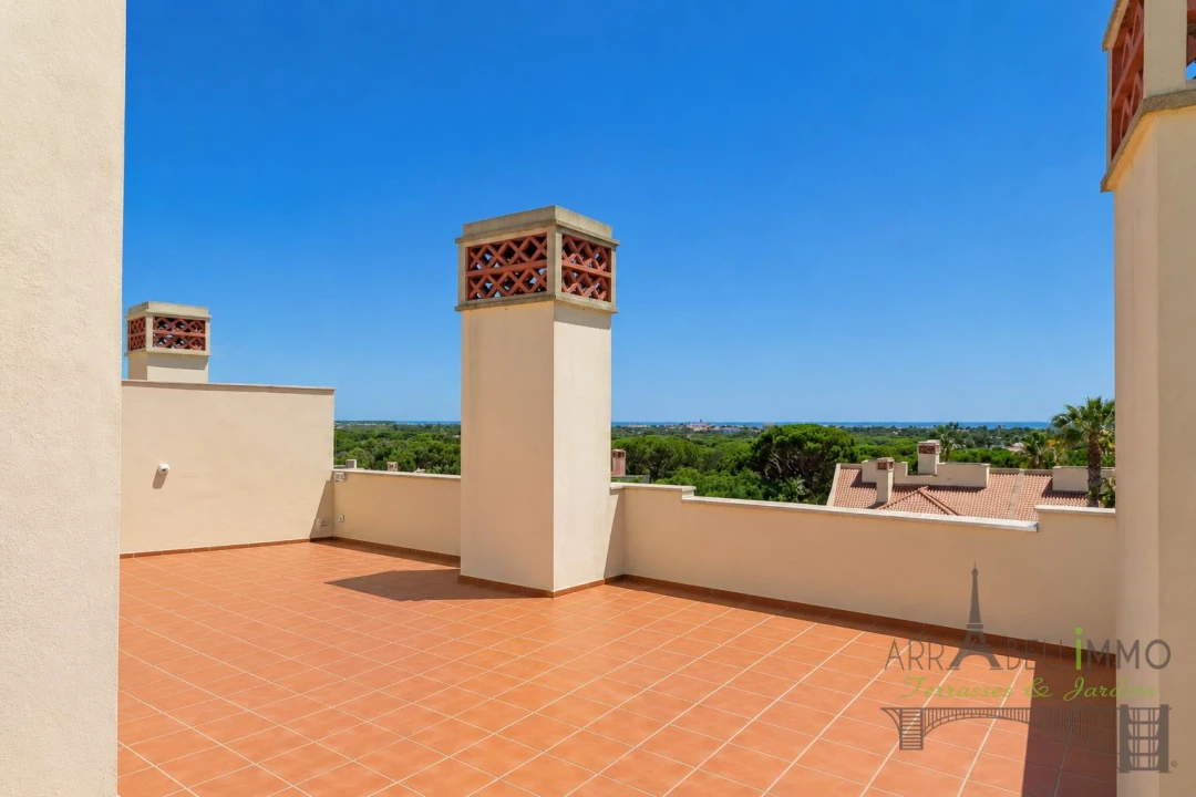 Apartamento T3 para Venda em Quarteira Foto 6