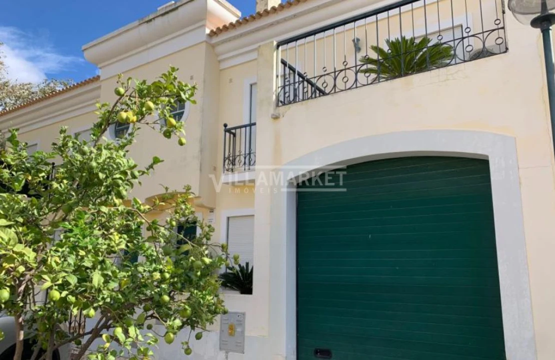 Moradia T4 para Venda em Faro (Sé e São Pedro) Foto 4