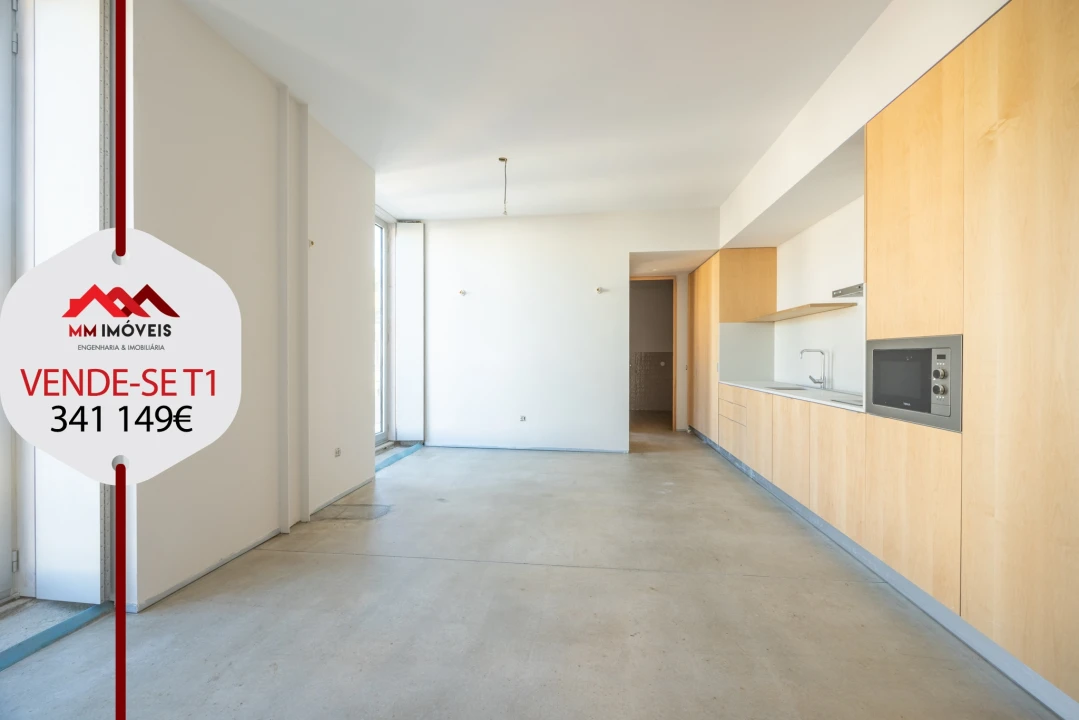 Apartamento T1 para Venda em Lordelo do Ouro e Massarelos Foto 1