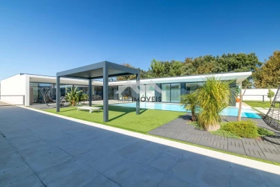 Moradia T5 para Venda em Bougado (São Martinho e Santiago)