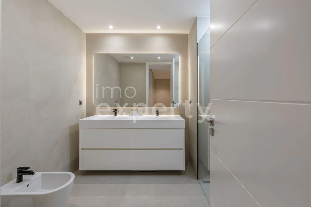 Apartamento T3 para Venda em São Martinho Foto 22